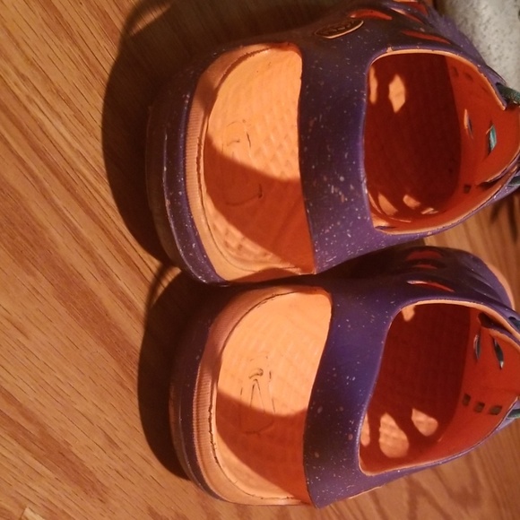 Keen shoes size 5 - Picture 5 of 6